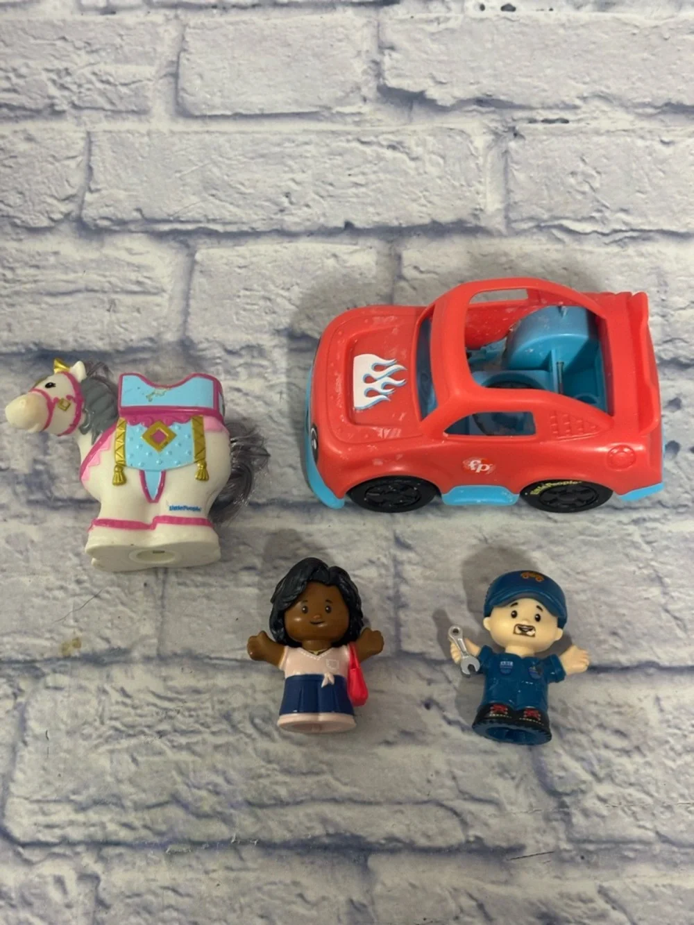 Fisher-Price Little People Princess Castle Horse Wheelies Mom Mechanic Lot Of 4